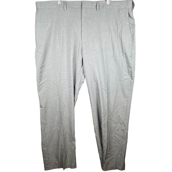 Haggar Mens Pants Gray Wrinkle Free Comfort Straight Classic Fit Stretch 44x30 - Picture 1 of 12